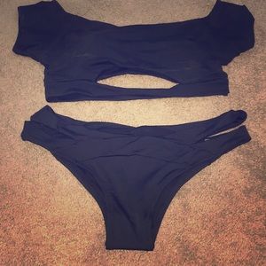 Super cute black bikini set